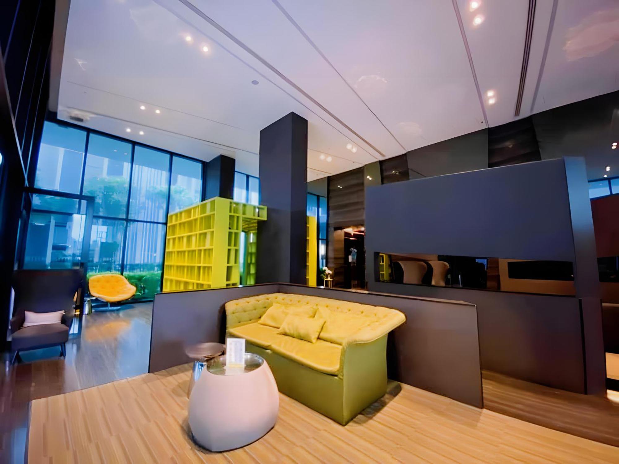 The Base Apartments At Central Pattaya Ngoại thất bức ảnh