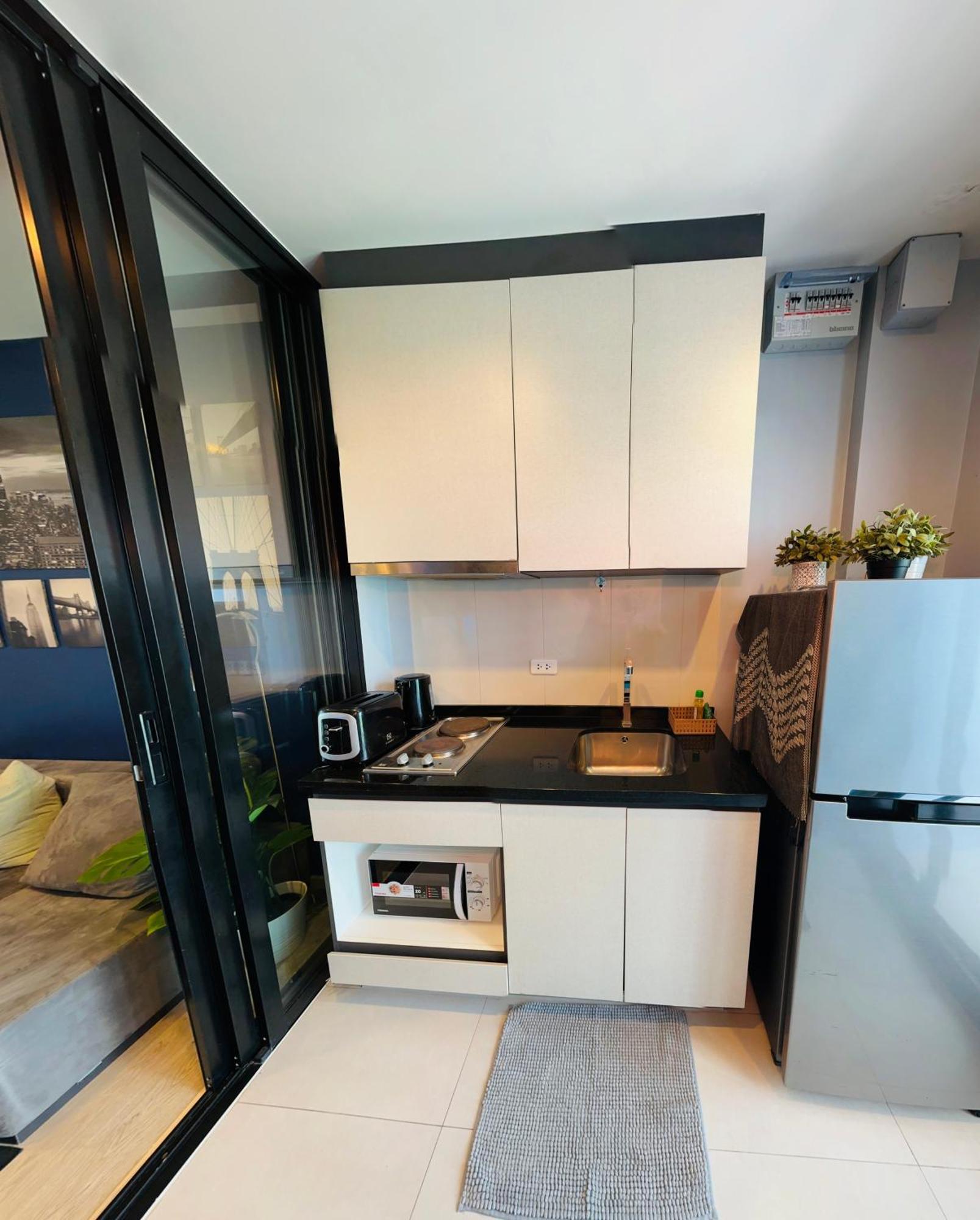 The Base Apartments At Central Pattaya Ngoại thất bức ảnh