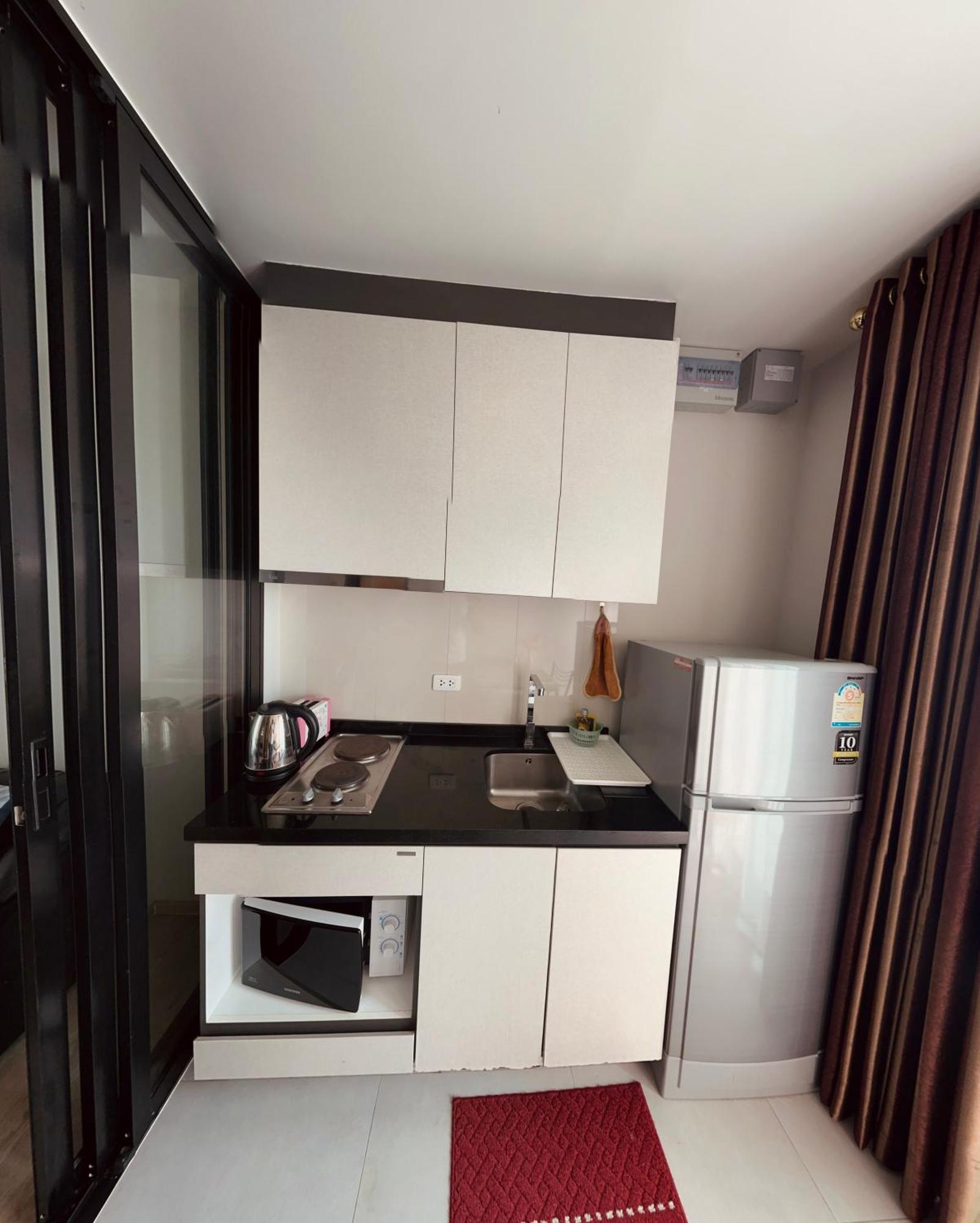 The Base Apartments At Central Pattaya Ngoại thất bức ảnh
