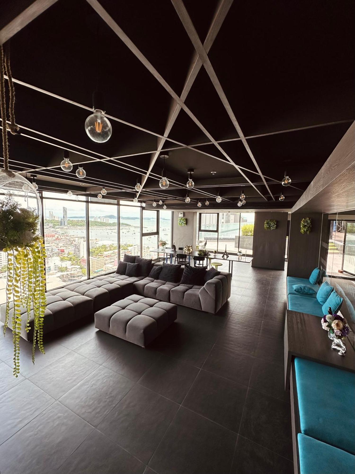 The Base Apartments At Central Pattaya Ngoại thất bức ảnh